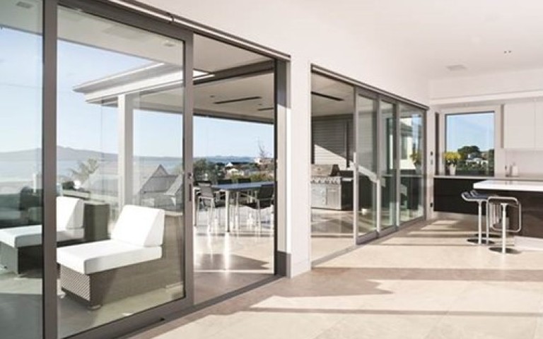 How to choose the best sliding doors for stunning views